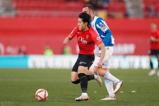 13记三分！克莱蒙斯轰下55分 新疆队史第三人